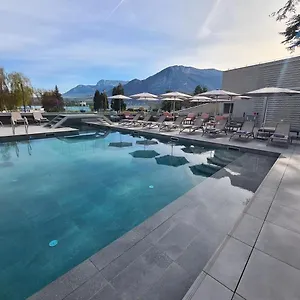Le Pelican 4* آنسي
