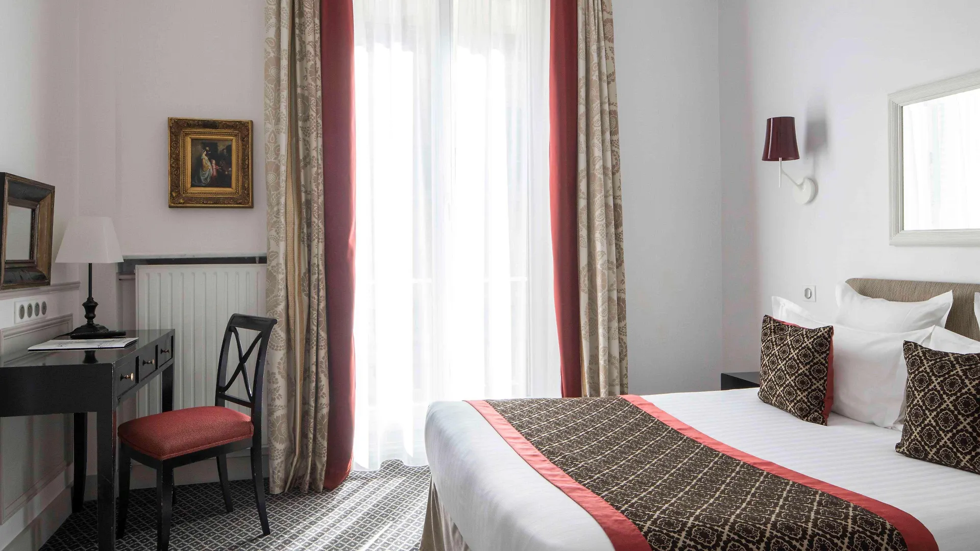 Bradford Elysees - Astotel Paris 4*,