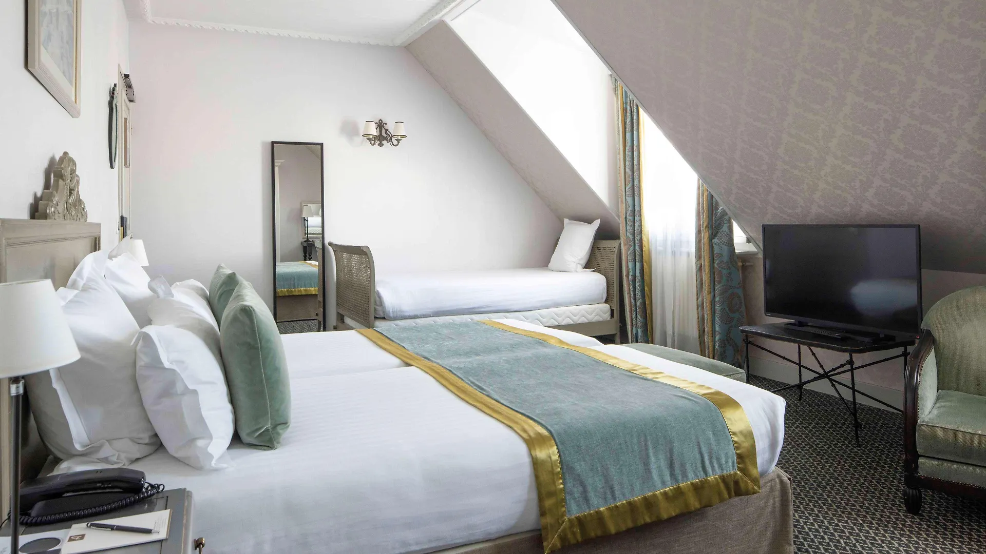 Bradford Elysees - Astotel Paris Otel