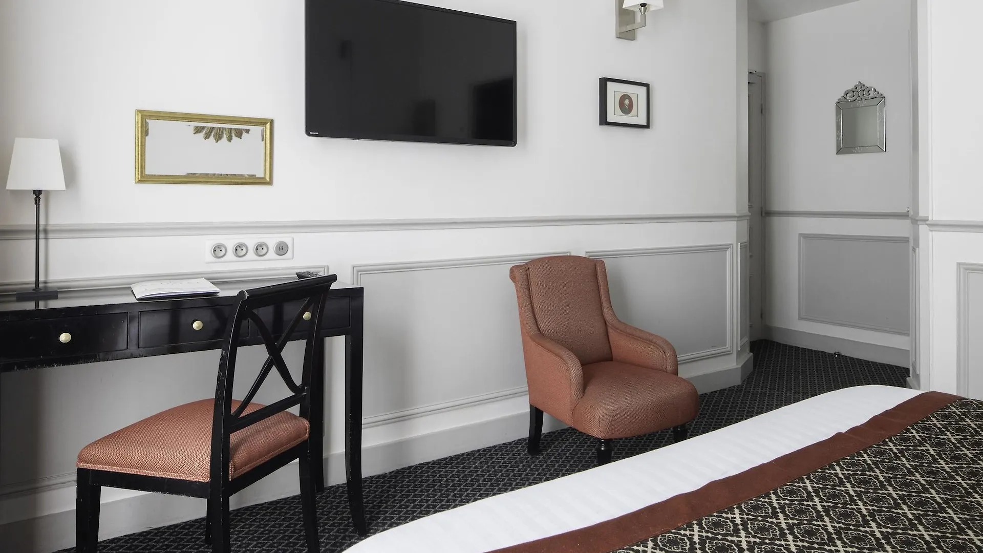 Bradford Elysées - Astotel Paris Hotel